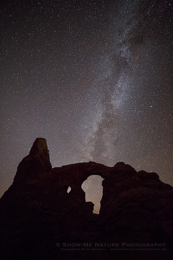 Stars and the Milky Way over Turret Arch